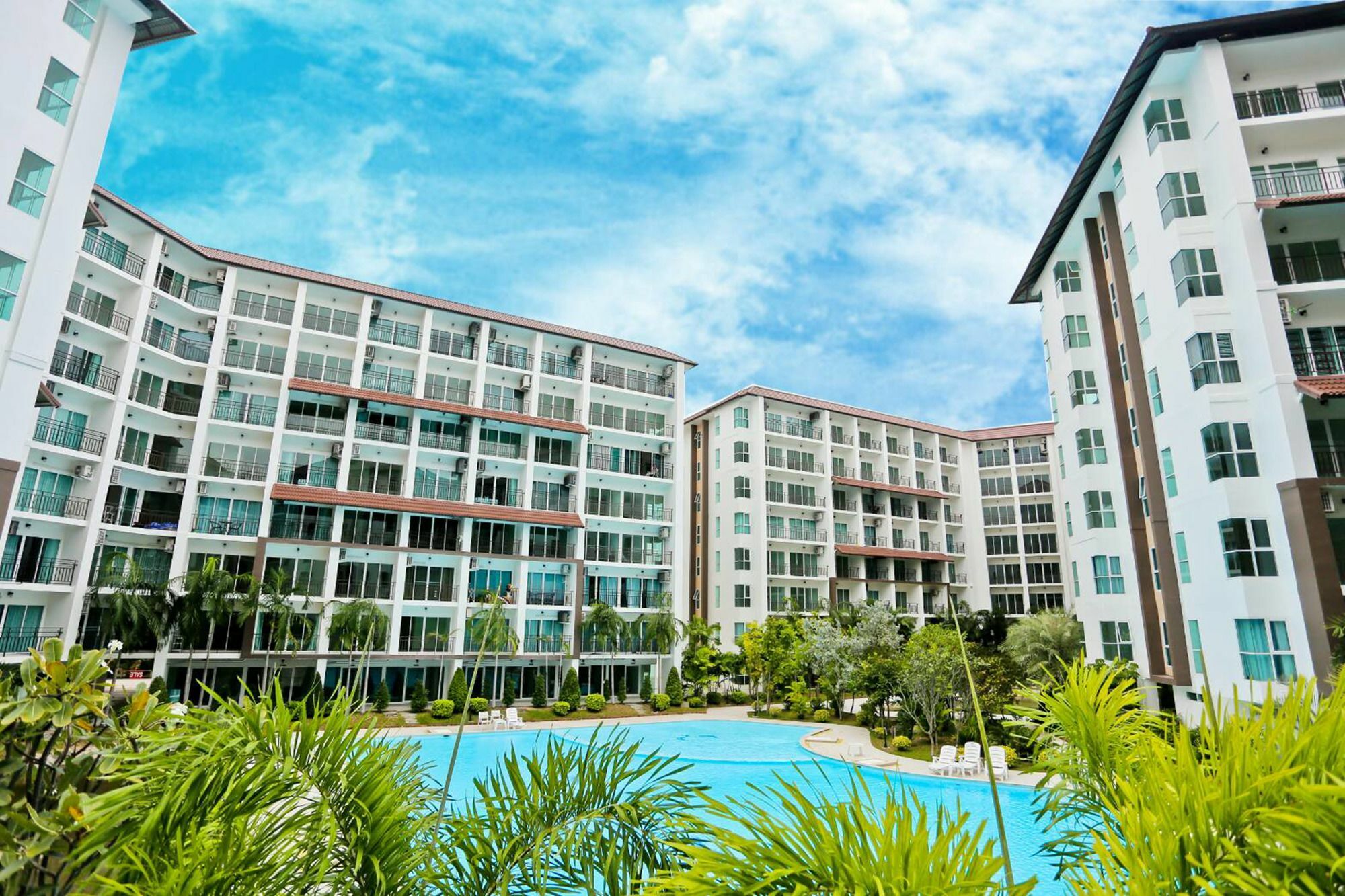 Le Breeze Resort Cha-am Exterior foto