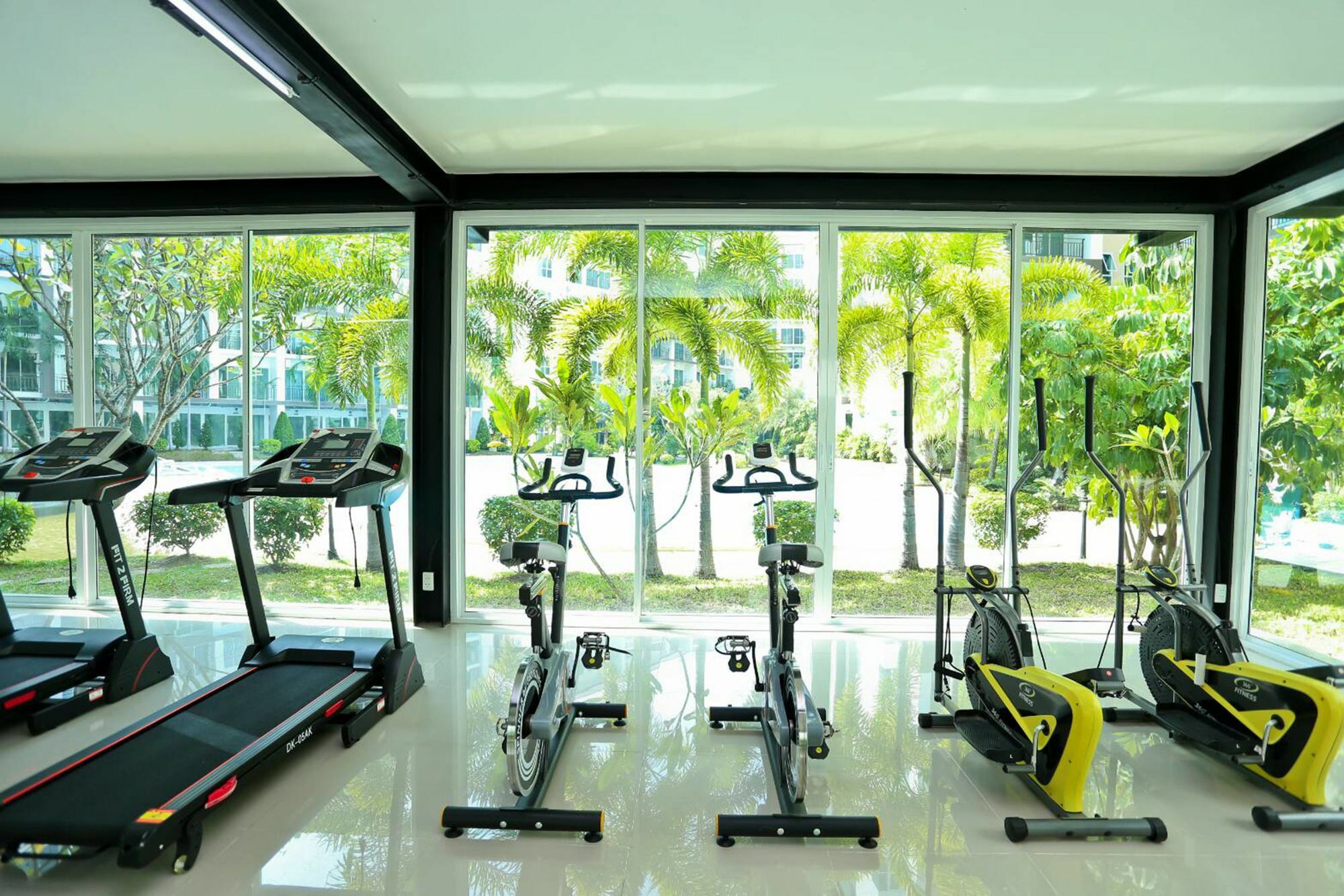 Le Breeze Resort Cha-am Exterior foto